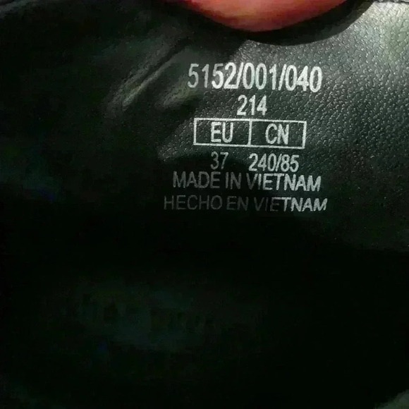 Black Boots- 37EU - 6.5 US - Picture 4 of 4